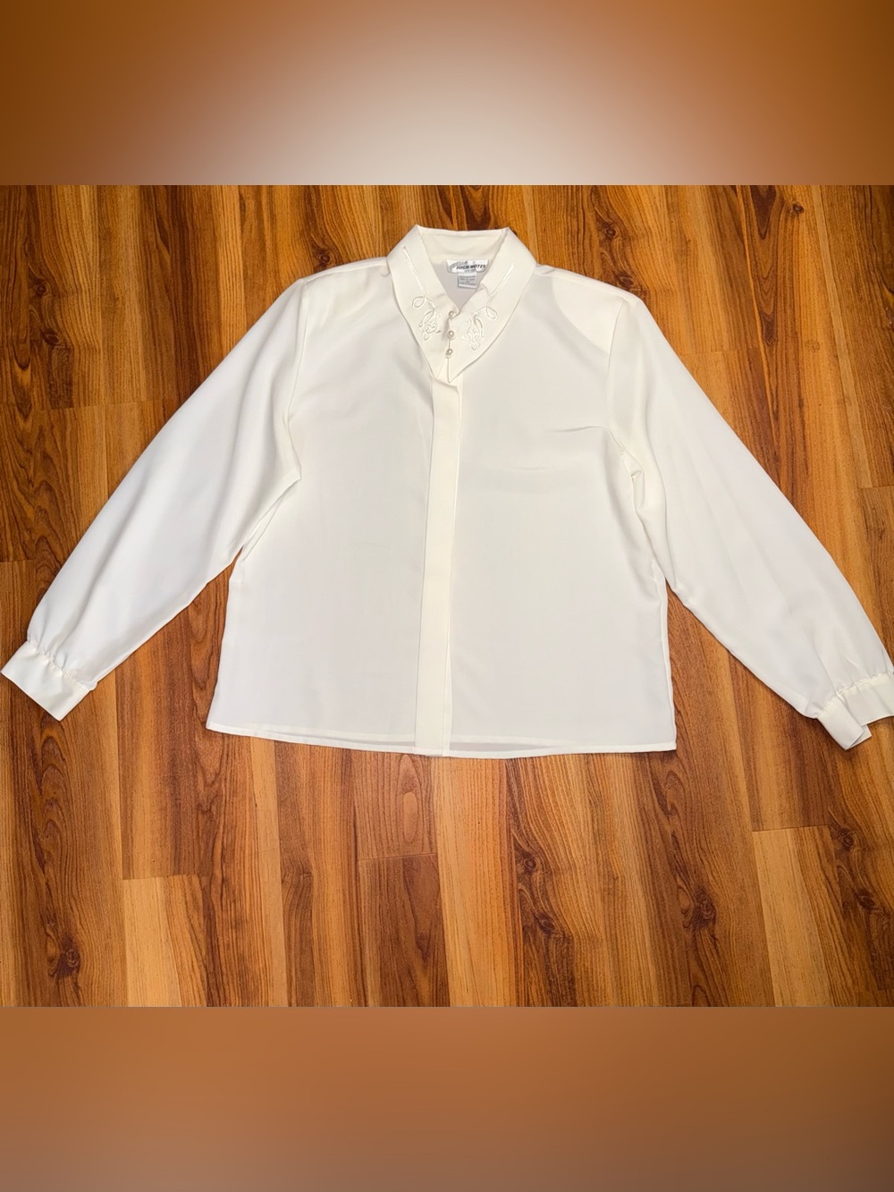 Classic White Embroidered-Collar Button Down Shirt